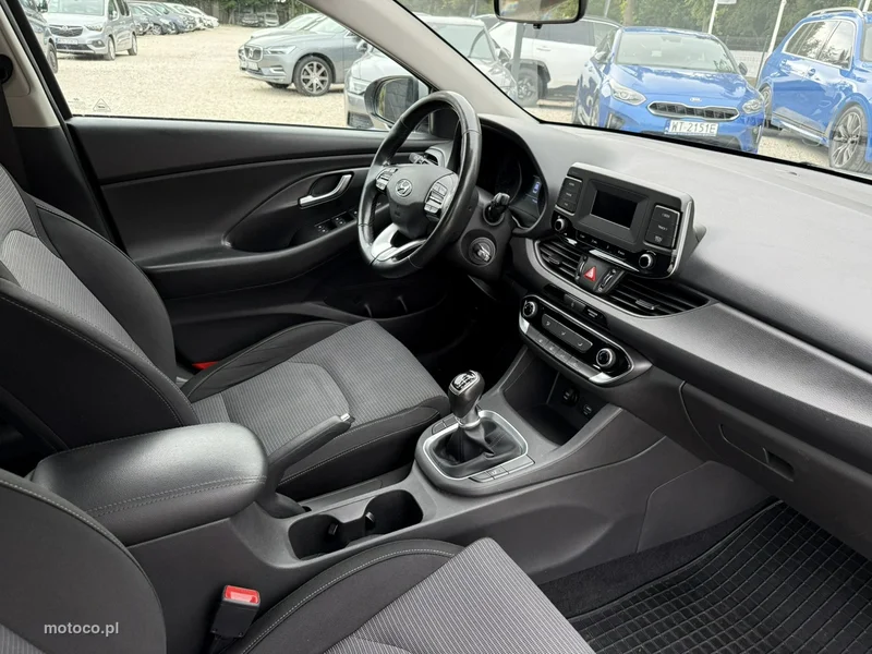Hyundai i30 16