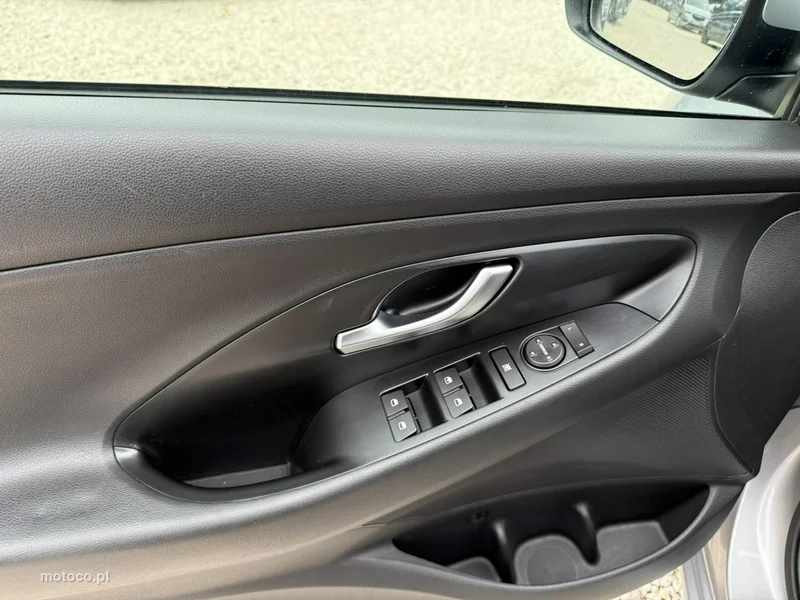 Hyundai i30 19