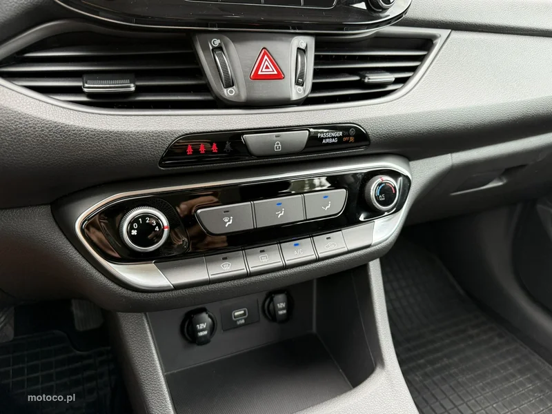 Hyundai i30 21