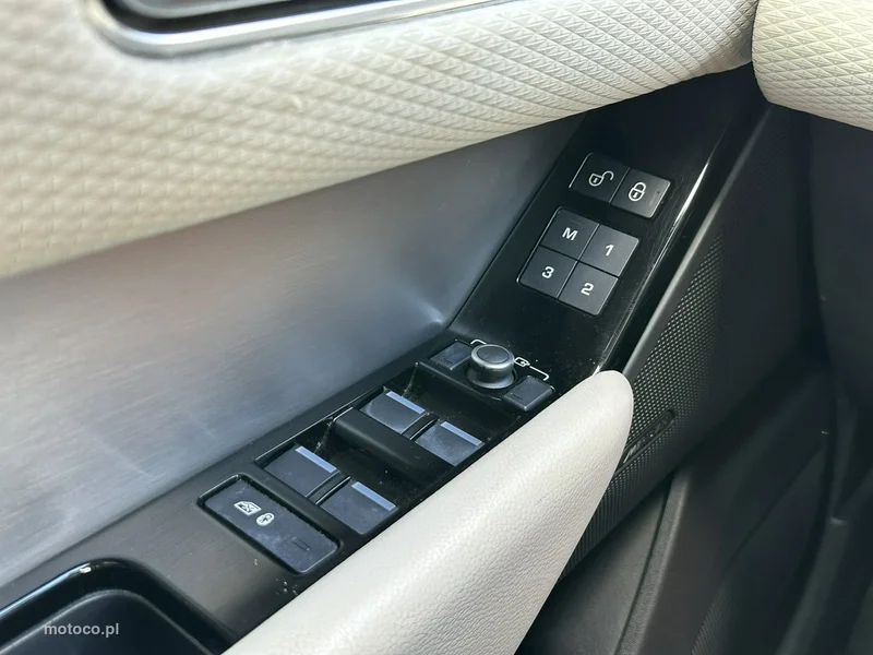 Land Rover Range Rover Velar 20
