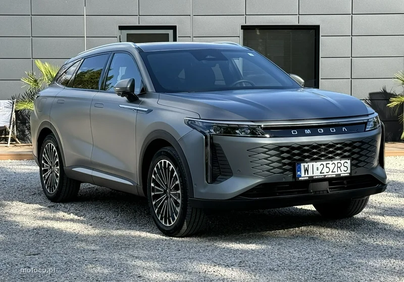 Omoda 9