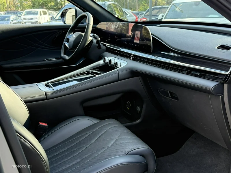 Omoda 9 22