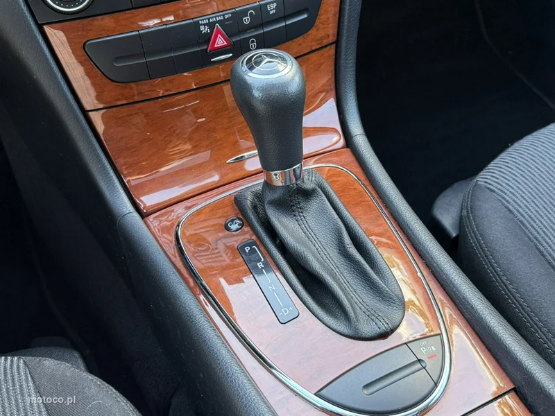 Mercedes-Benz Klasa E W211 E 220 26