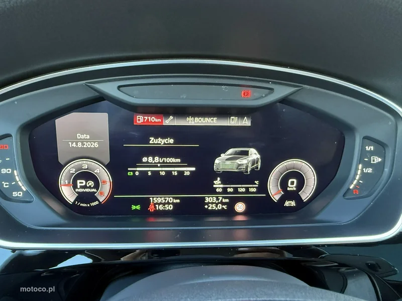 Audi A8 D5 26