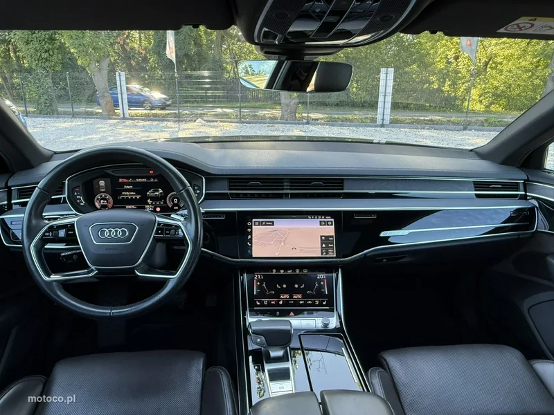 Audi A8 D5 36