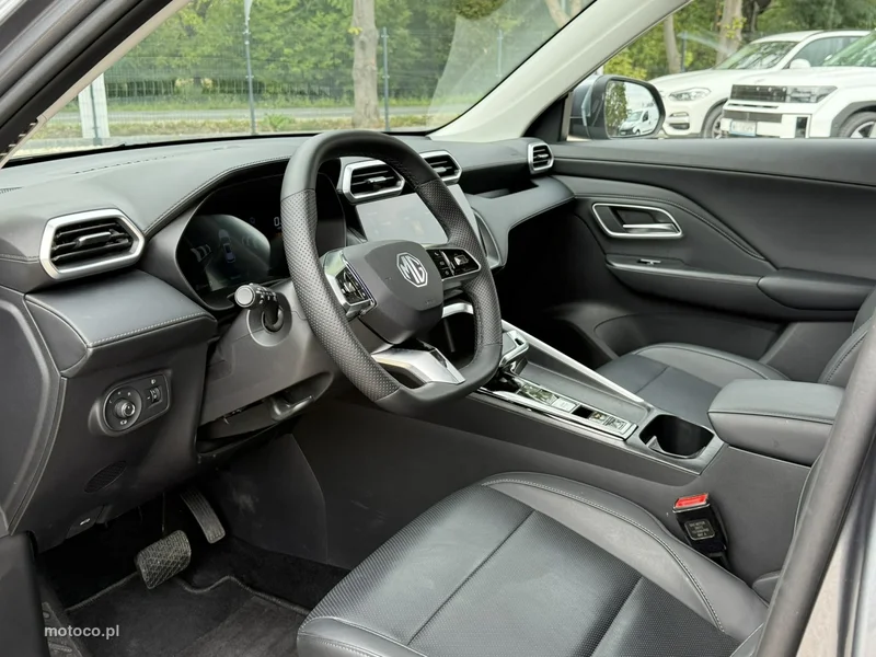 MG ZS 10