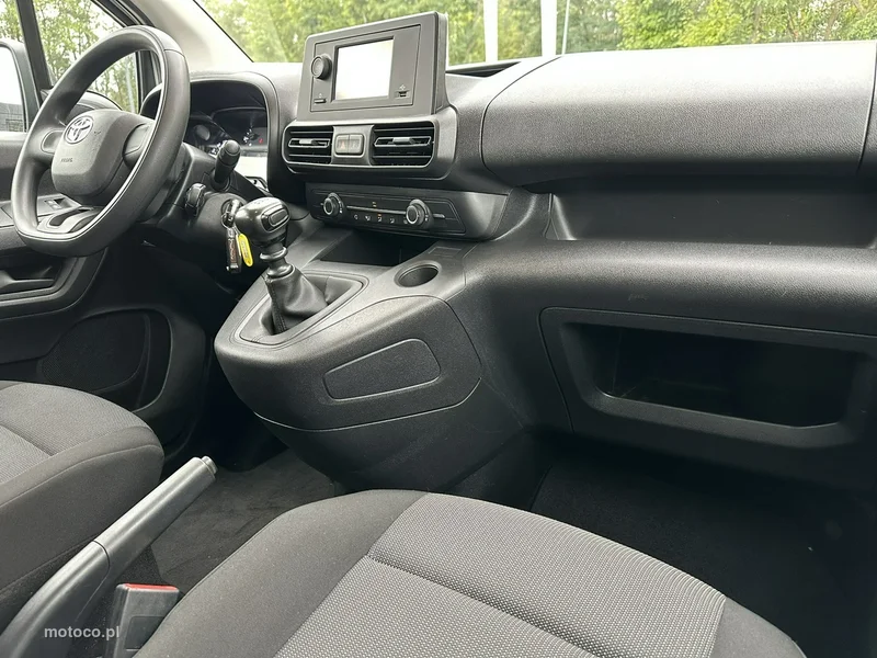 Toyota Proace City Verso 22