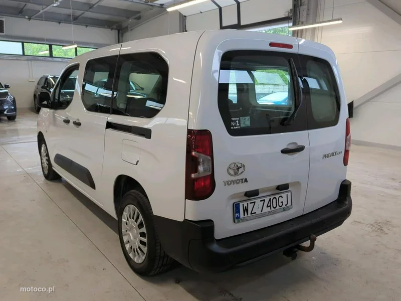 Toyota Proace City Verso 3