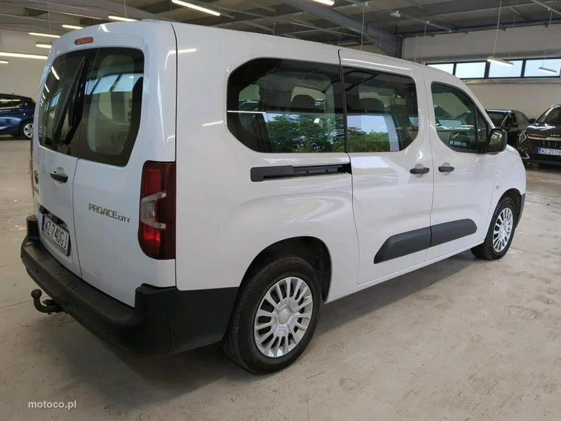 Toyota Proace City Verso 4
