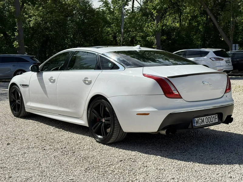 Jaguar XJR 5