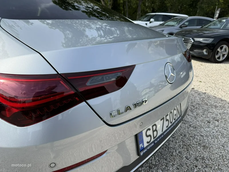 Mercedes-Benz CLA C118 180 11