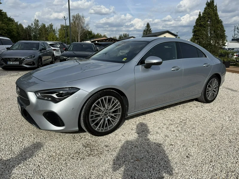 Mercedes-Benz CLA C118 180 6