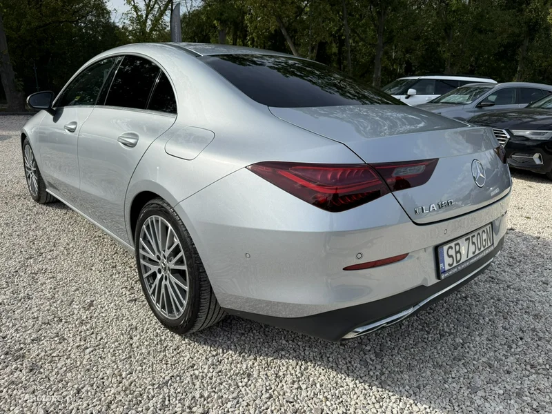 Mercedes-Benz CLA C118 180 10