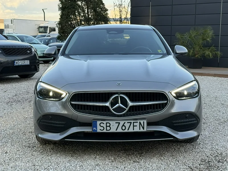 Mercedes-Benz Klasa C W206 C 180 8