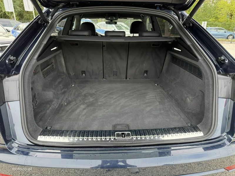 Audi Q8 4M 28