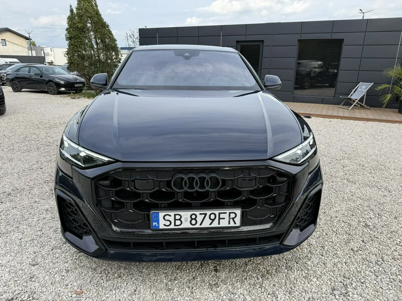 Audi Q8 4M 5