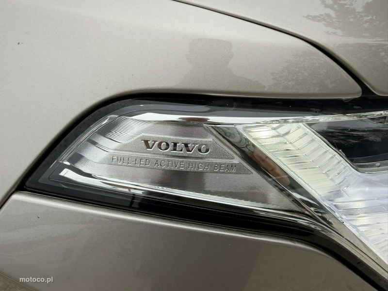 Volvo XC 90 26