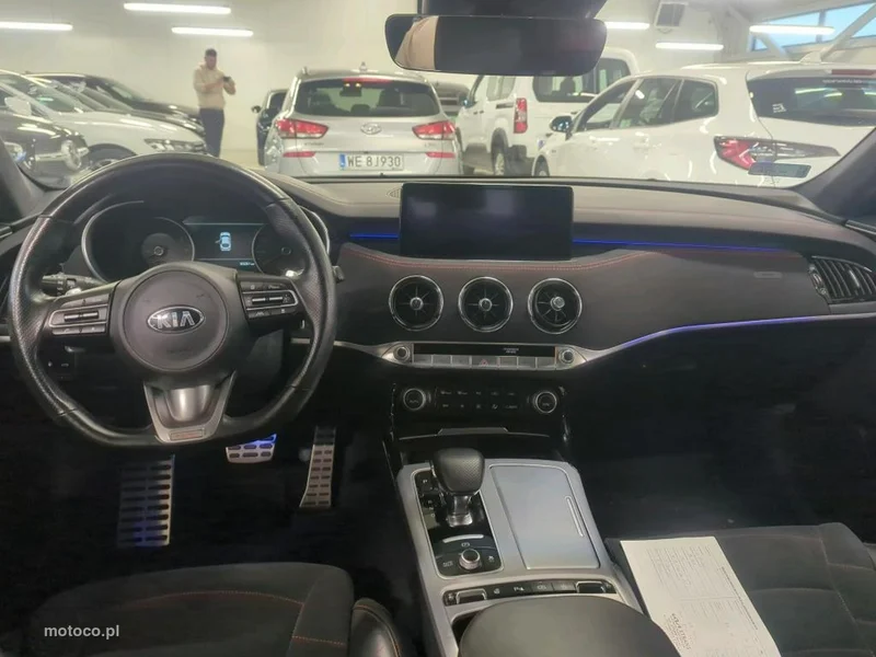Kia Stinger 11