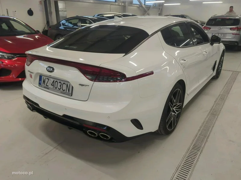 Kia Stinger 7
