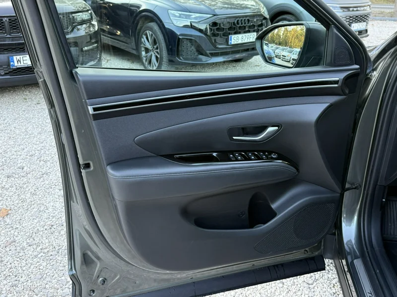 Hyundai TUCSON 11