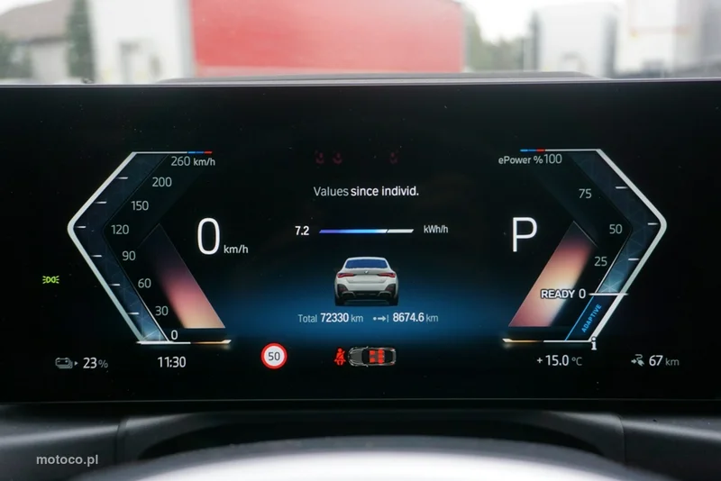 BMW i4 13