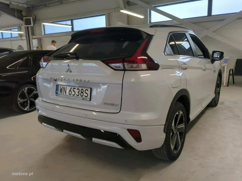 Mitsubishi Eclipse Cross 4