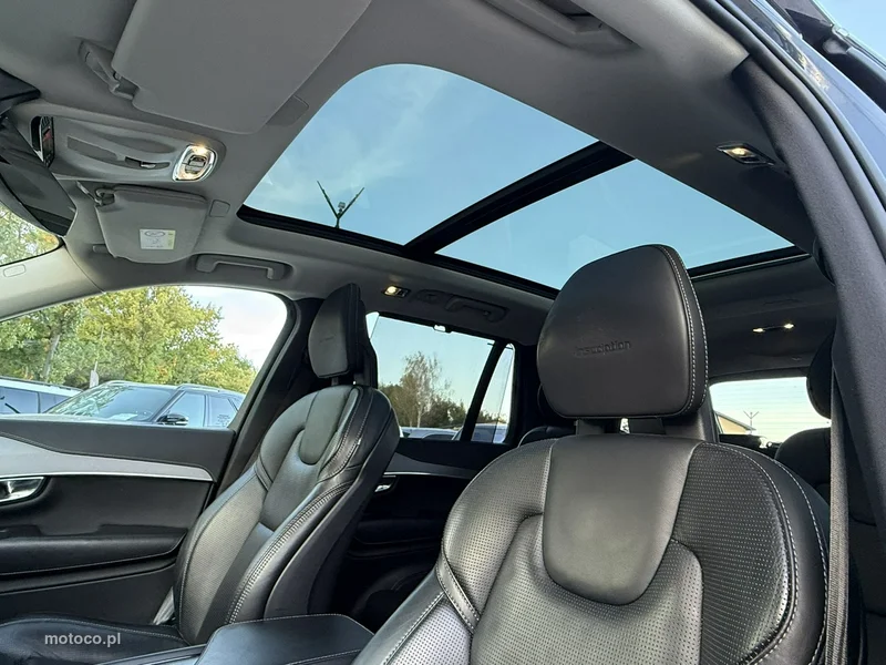 Volvo XC 90 12