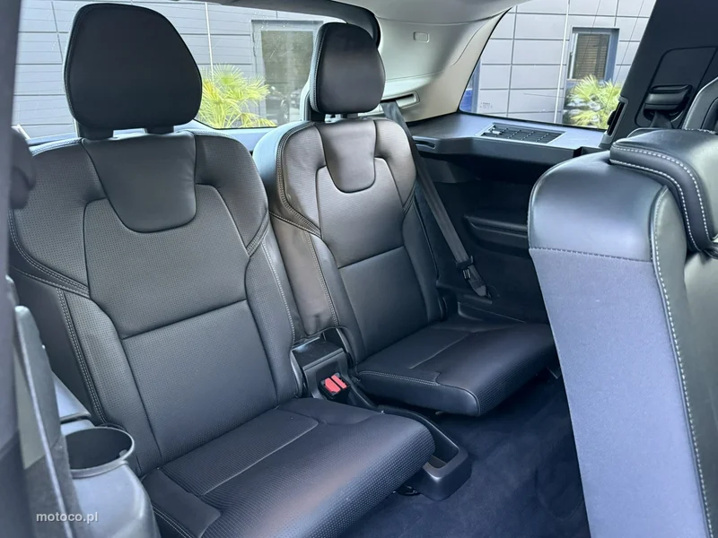 Volvo XC 90 21