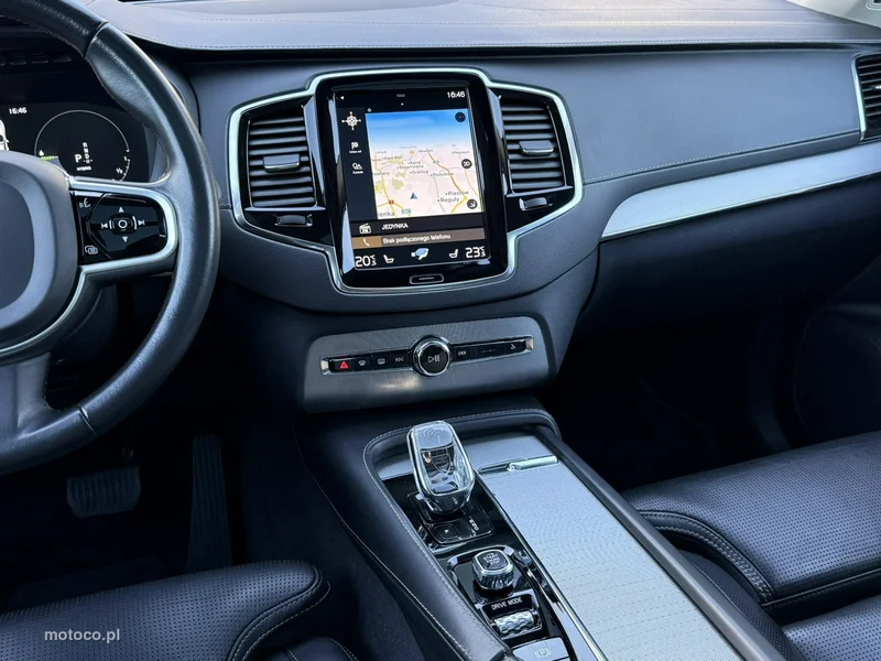 Volvo XC 90 27