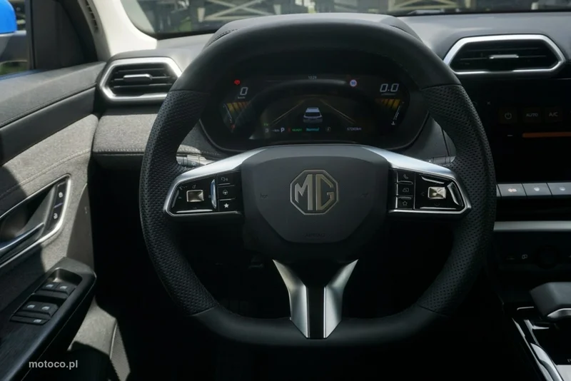 MG ZS 9