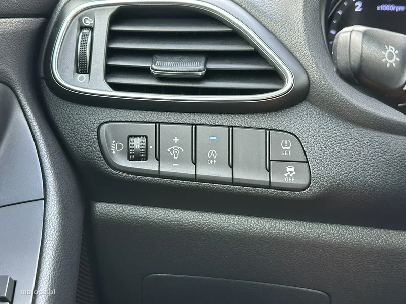Hyundai i30 27