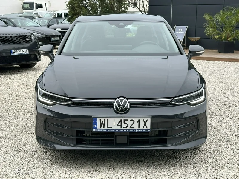 Volkswagen Golf VIII 2