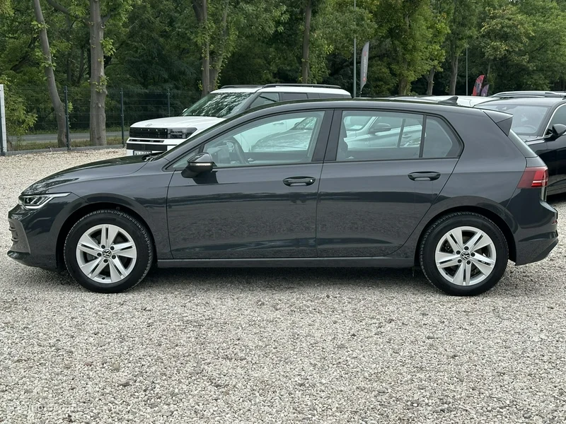 Volkswagen Golf VIII 4