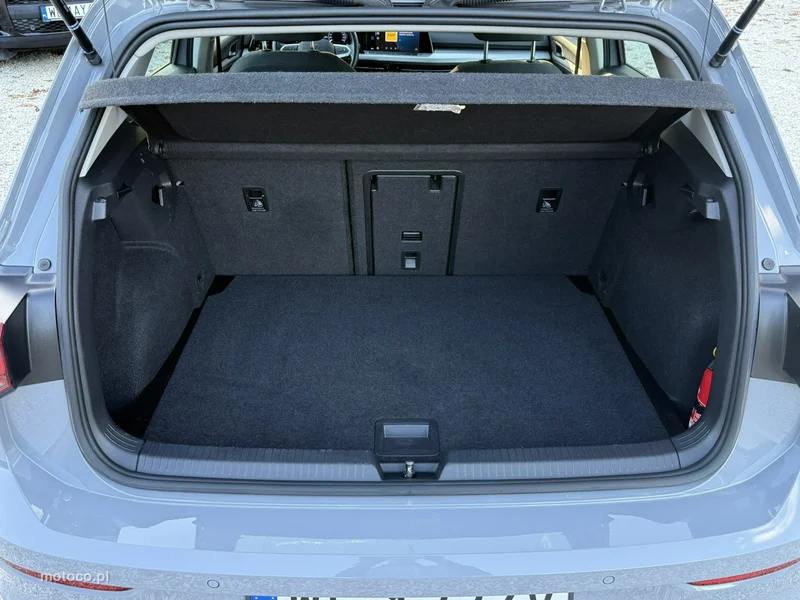 Volkswagen Golf VIII 15