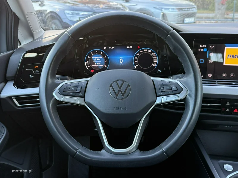 Volkswagen Golf VIII 19