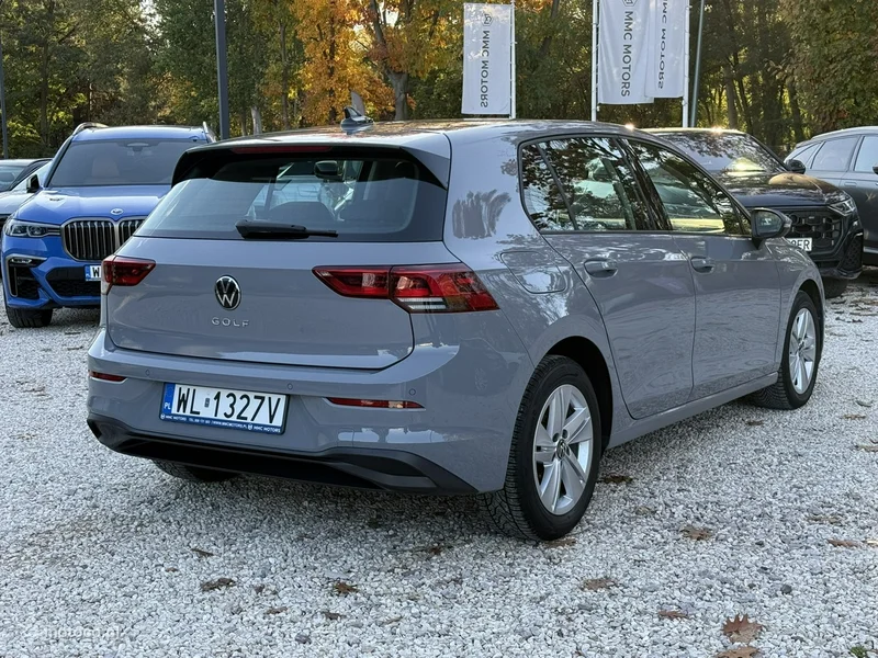 Volkswagen Golf VIII 3