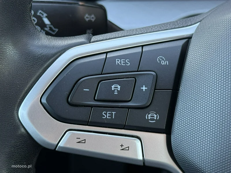 Volkswagen Golf VIII 26