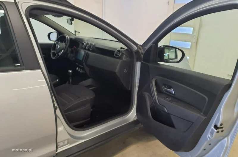 Dacia Duster 8