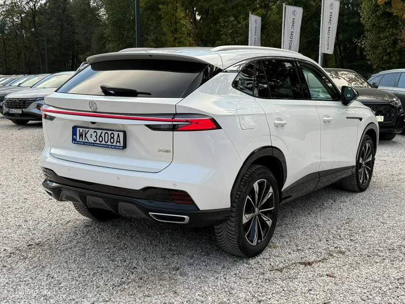 MG HS 3