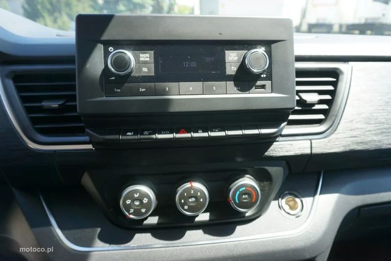 Renault Trafic III 12
