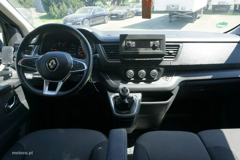 Renault Trafic III 7