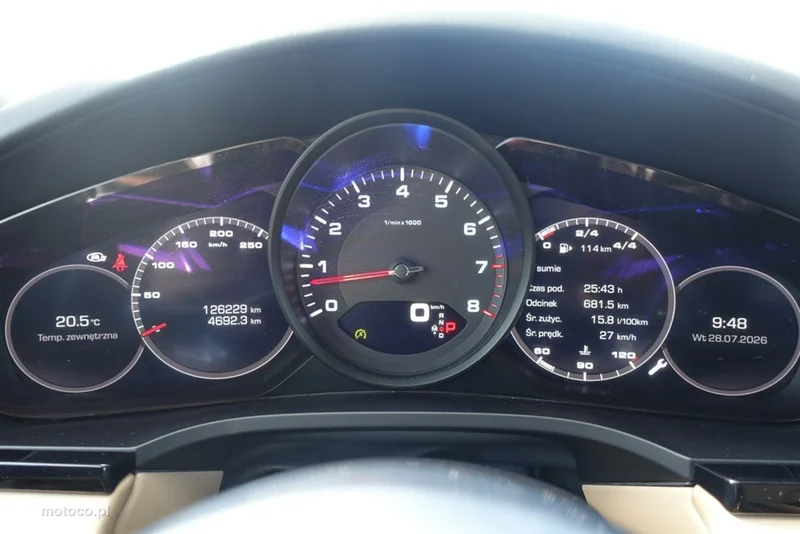 Porsche Cayenne 9YA 16