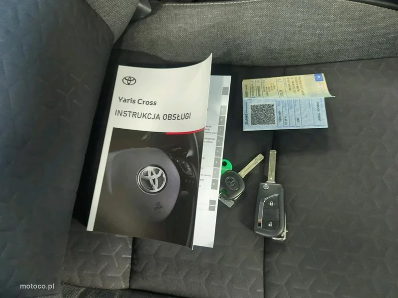 Toyota Yaris Cross XP210 12
