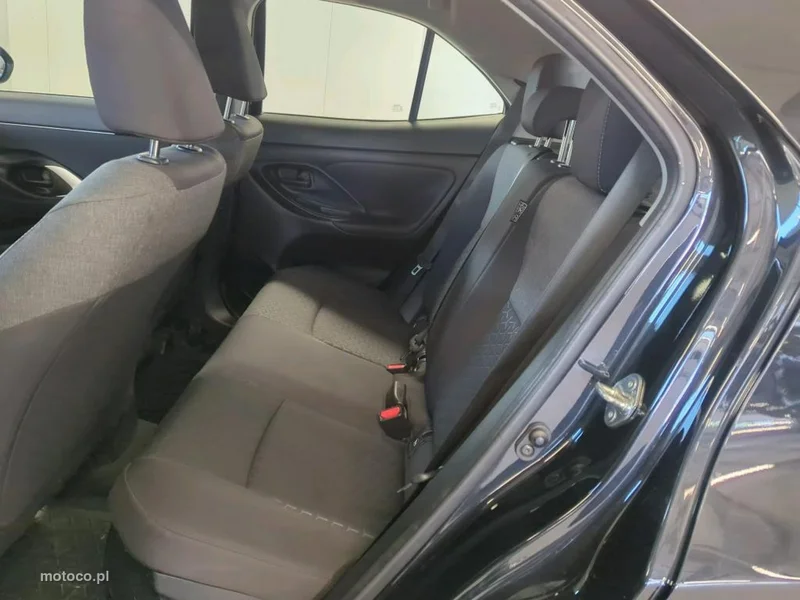 Toyota Yaris Cross XP210 6