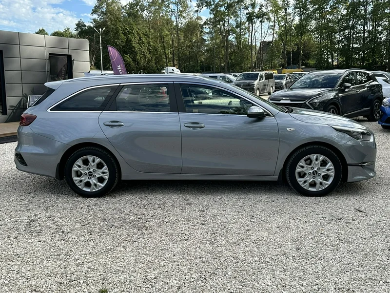 Kia Cee'd 8