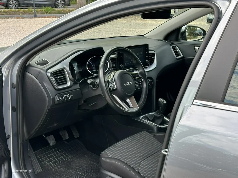 Kia Cee'd 9