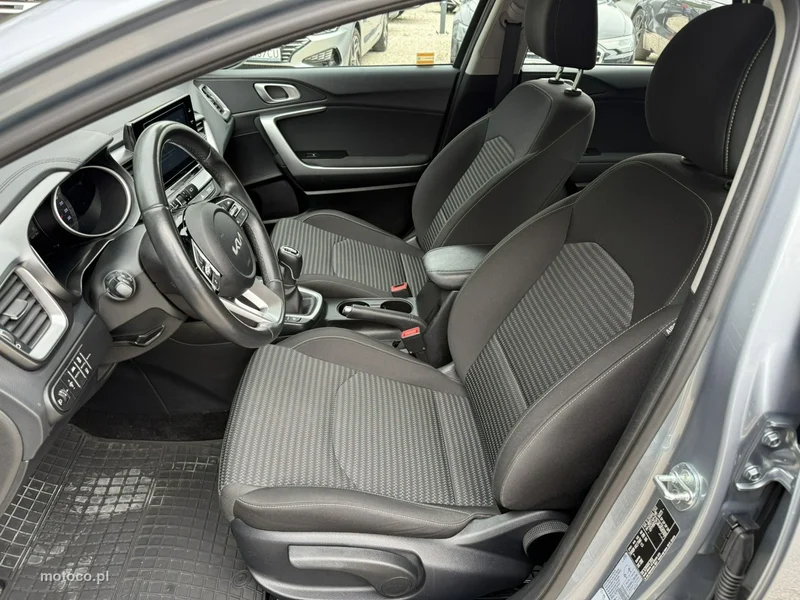 Kia Cee'd 22