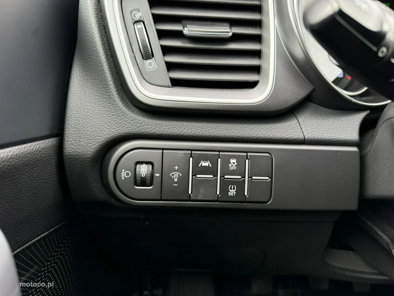 Kia Cee'd 24