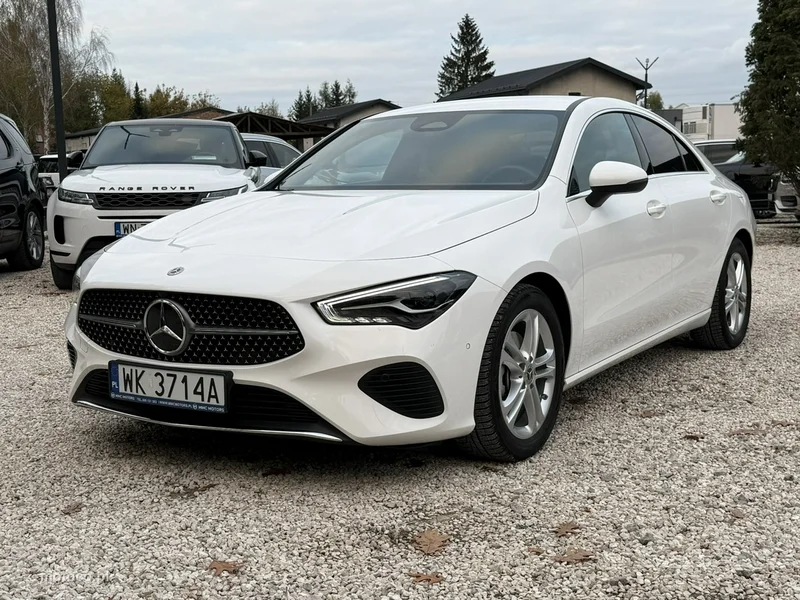 Mercedes-Benz CLA C118 180 7