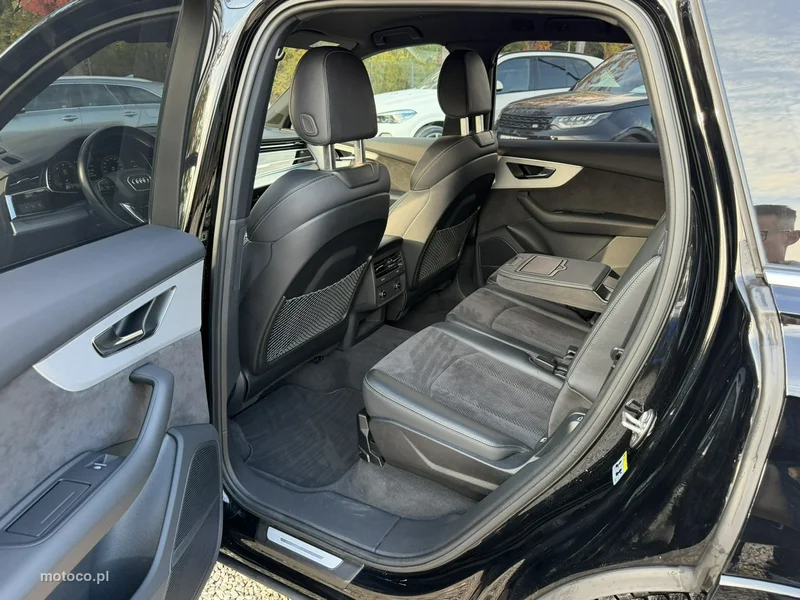 Audi Q7 4M 12